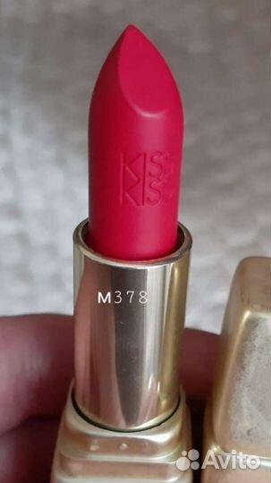 Помада матовая guerlain kiss kiss