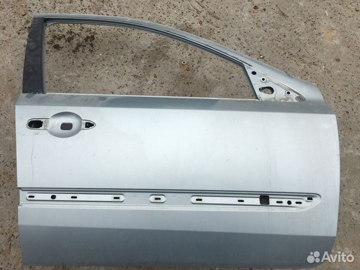 Дверь передняя правая Рено Лагуна Renault Laguna 2