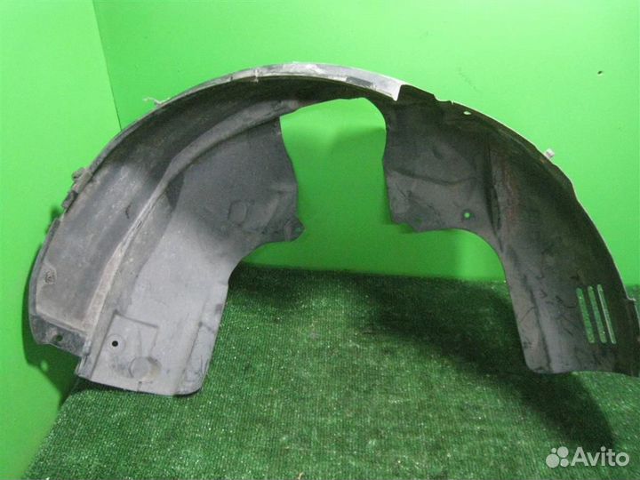 Подкрылок передний правый Ford Fiesta (CB1) 2011