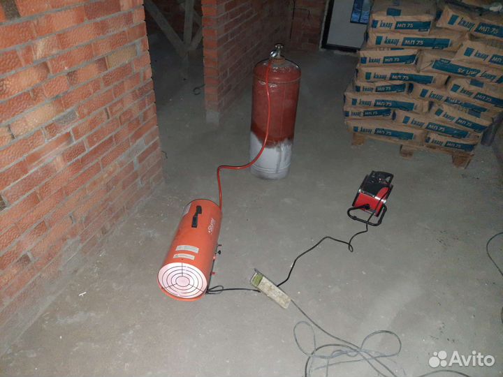 Машинная штукатурка стен