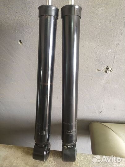 Амортизаторы веста задние