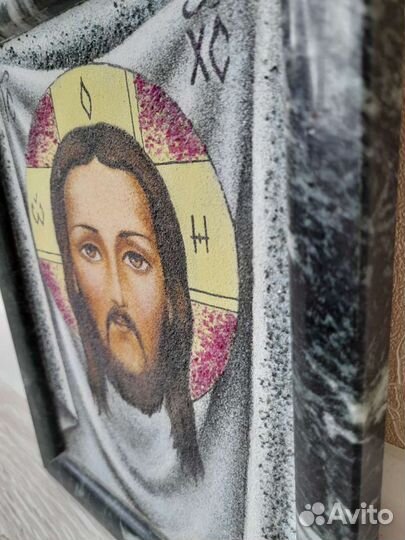 Икона из натуральных камней