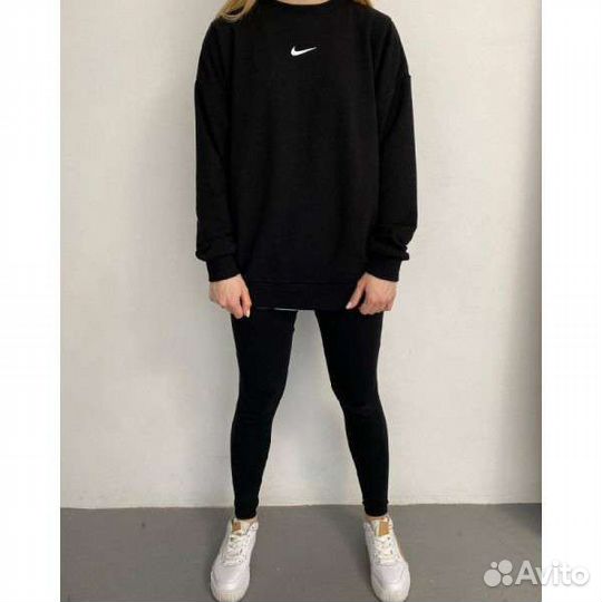 Спортивный костюм Nike женский