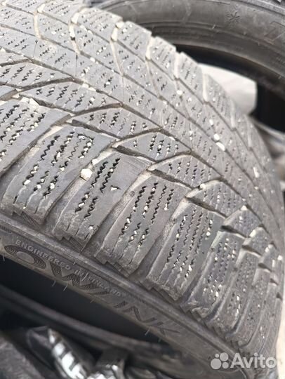 Triangle Snowlink TWT02 235/45 R18 98R