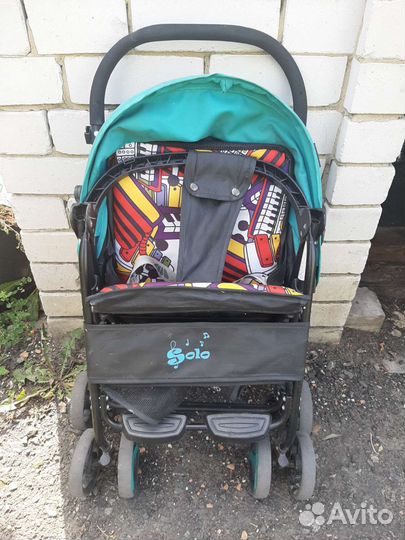 Прогулочная коляска