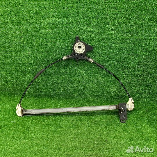 Стеклоподъемник задний левый Mazda 3 BK 2005