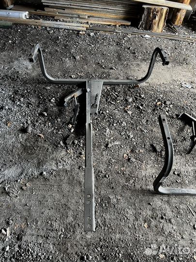 Корзина под запаски на полуприцеп