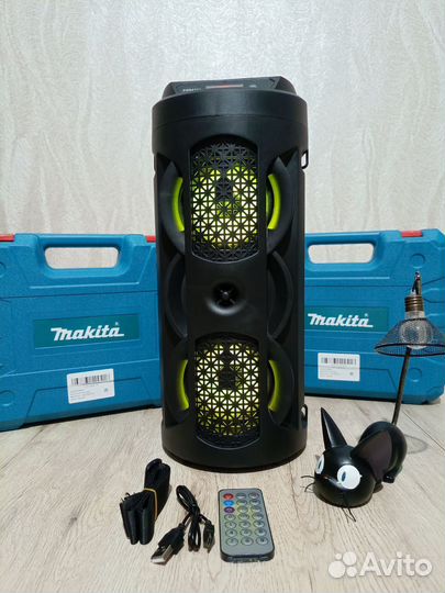 Колонка музыкальная портативная с блютуз и караоке