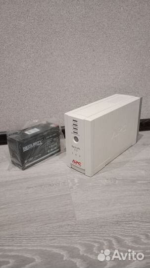 Источник бесперебойного питания