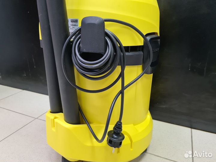 Новый строительный пылесос karcher WD 3, 1000 Вт