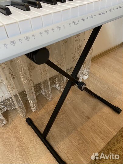 Синтезатор Casio lk-280