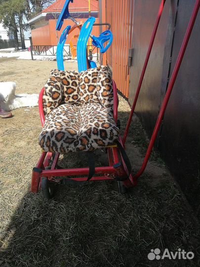 Санки с колесами