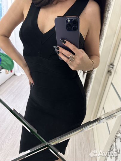 Бандажное платье