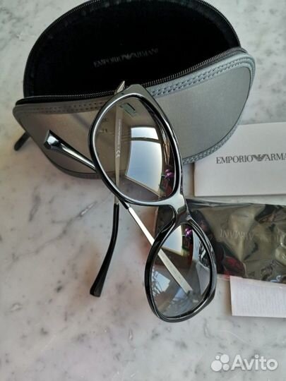 Очки Armani, Italy