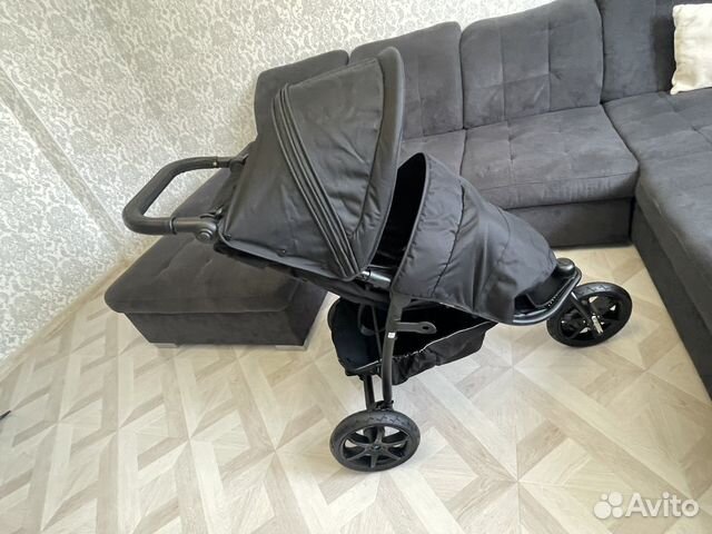 Коляска прогулочная