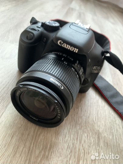 Зеркальный фотоаппарат canon 550d