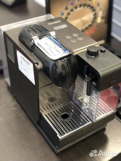 Кофемашина капсульная Delonghi EN 520 S Nespresso