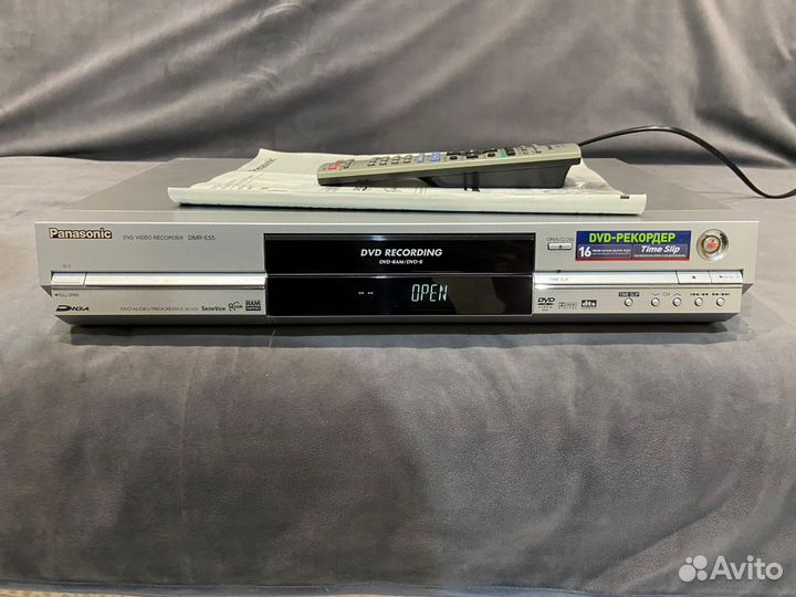 DVD рекордер Panasonic DMR E55