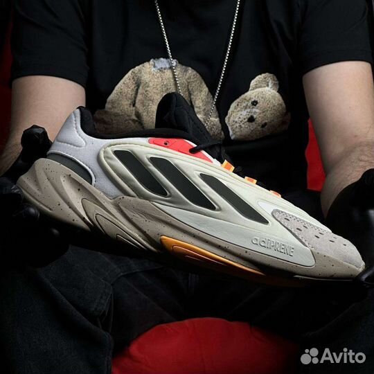 Adidas Ozelia