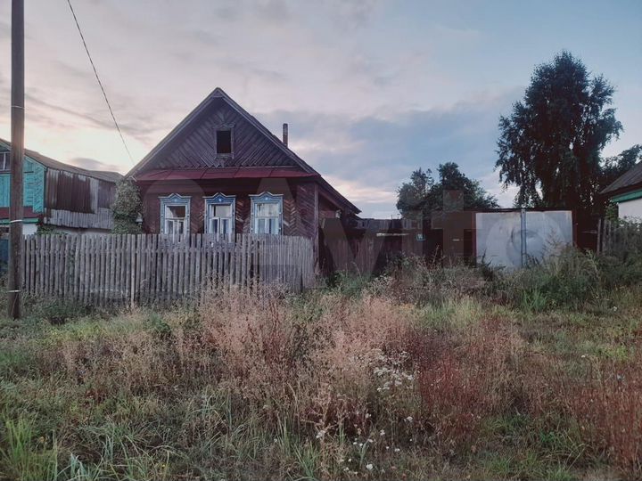 Дом 35 м² на участке 14,3 сот.