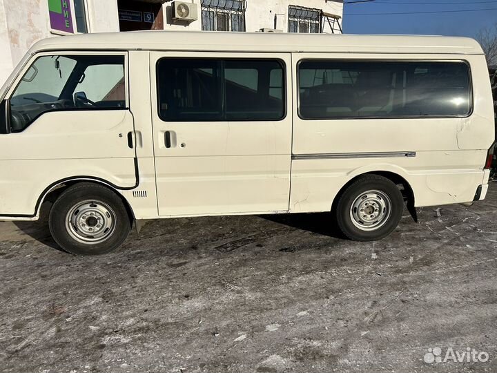 Mazda Bongo Brawny 2.5 AT, 2000, битый, 280 000 км