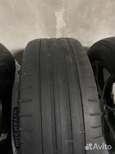 Nokian Tyres Hakka Black 2 SUV 235/60 R18