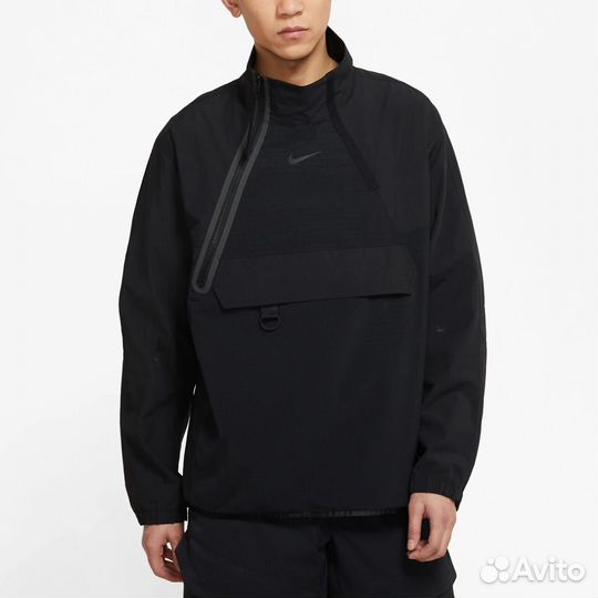 Ветровка Nike Sportswear Tech Pack