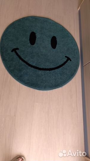 Ковер смайлик