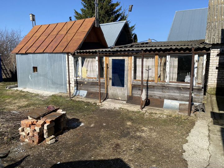 Дом 58 м² на участке 17 сот.