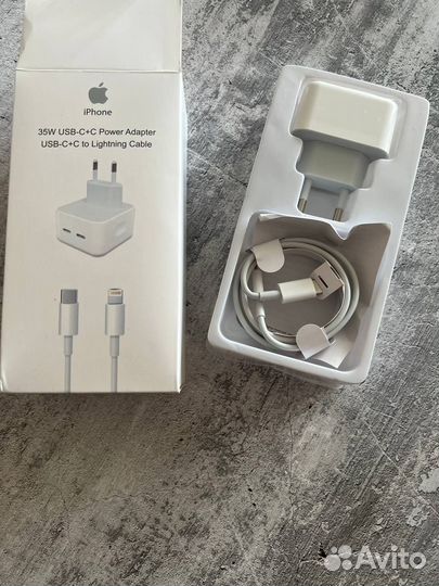 Быстрая зарядка iPhone 35w на 2 телефона с кабелем