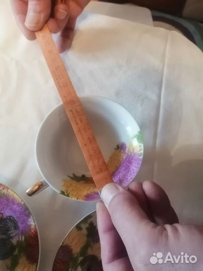 Продам чашки с блюдцами