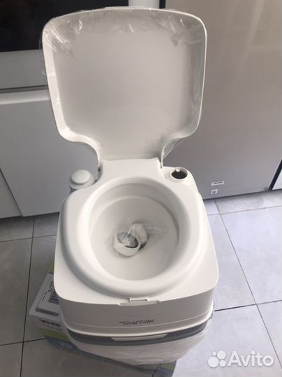 Биотуалет Porta Potti Qube 145 в комплекте