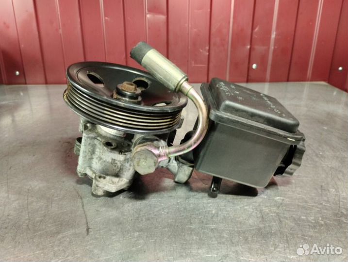 Насос гидроусилителя руля Mercedes Clk C209 M112