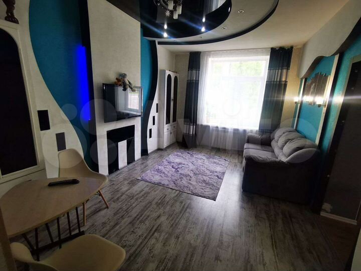 2-к. квартира, 60 м², 1/3 эт.