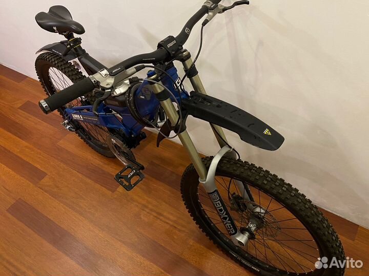 Велосипед downhill GT DHi Pro 2008