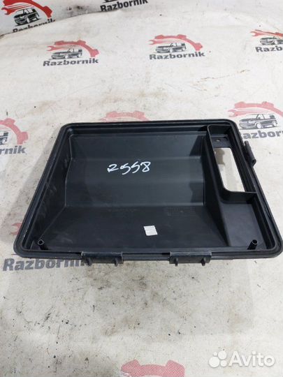 Крышка блока предохранителей Mercedes Vito W639