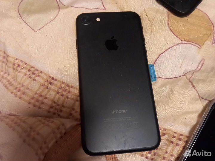 iPhone 7, 32 ГБ