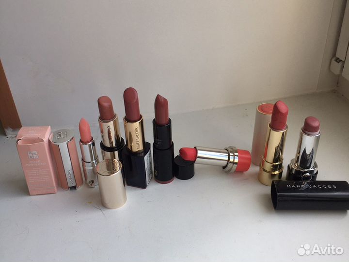 Помады lux нюд