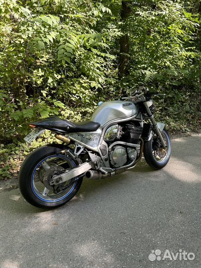 Suzuki GSF-1200 BandIt Cafe Racer