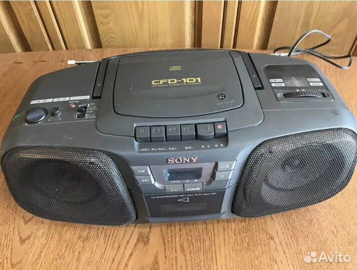 Магнитофон sony