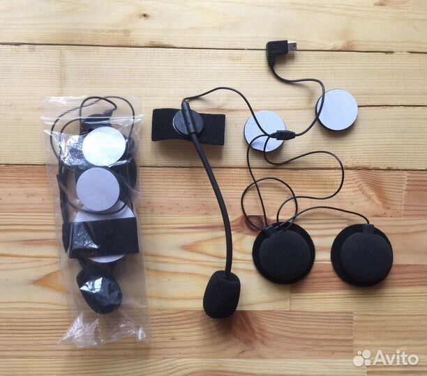 Гарнитура в шлем/наушники