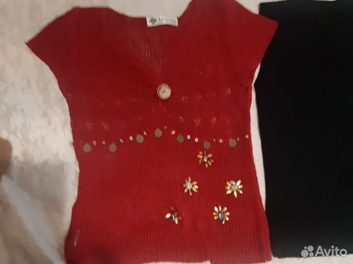 Вязаная кофточка