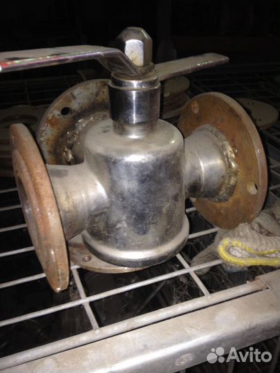 Кран молочный трёхходовой Д50 нерж новый и бу