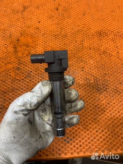 Катушка зажигания Volkswagen Polo V 1.6 cfna 2011