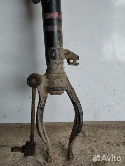 Амортизатор передний левый Mazda 6 GH 2007-2012