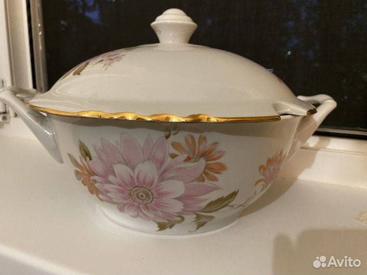 Супница СССР из сервиза Астры Хризантемы