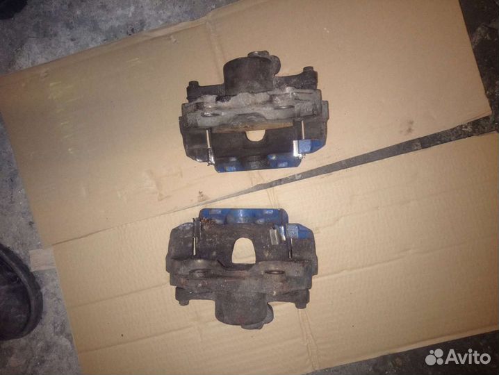 Суппорт передний volkswagen polo 5