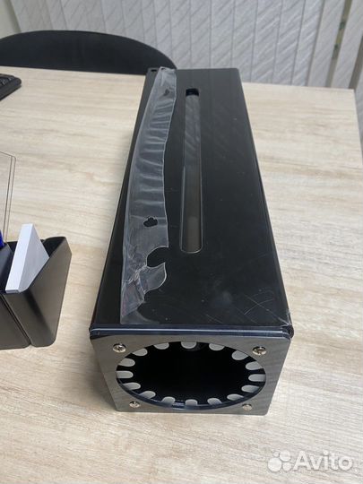 Диспенсер для крышек