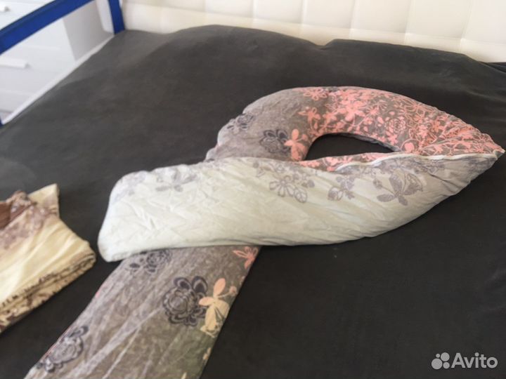 Подушка для беременных с шариками