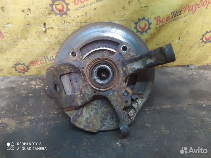 Кулак поворотный левый Mitsubishi Pajero 2